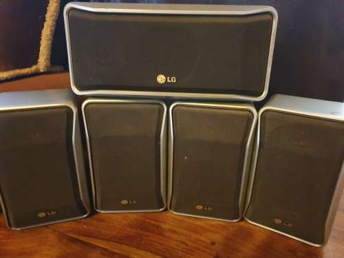 LG 120 WATT  5 x Satellite Speaker Set