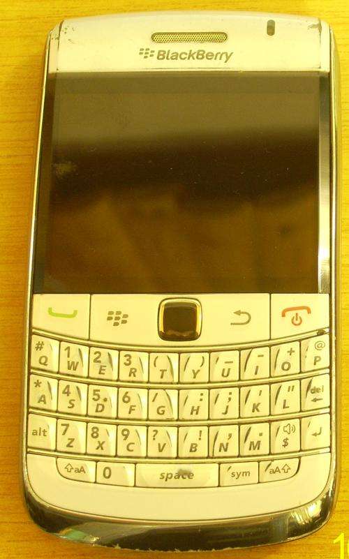 Blackberry Bold 9700 Cellphone
