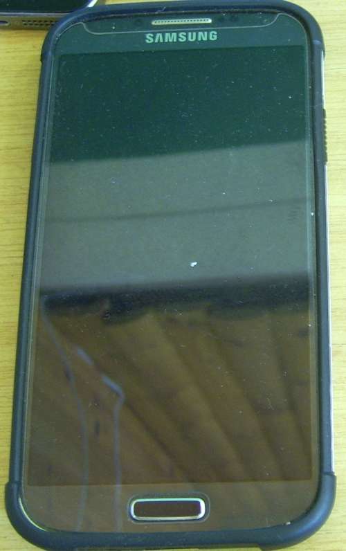 Samsung Galaxy S4 Cellphone