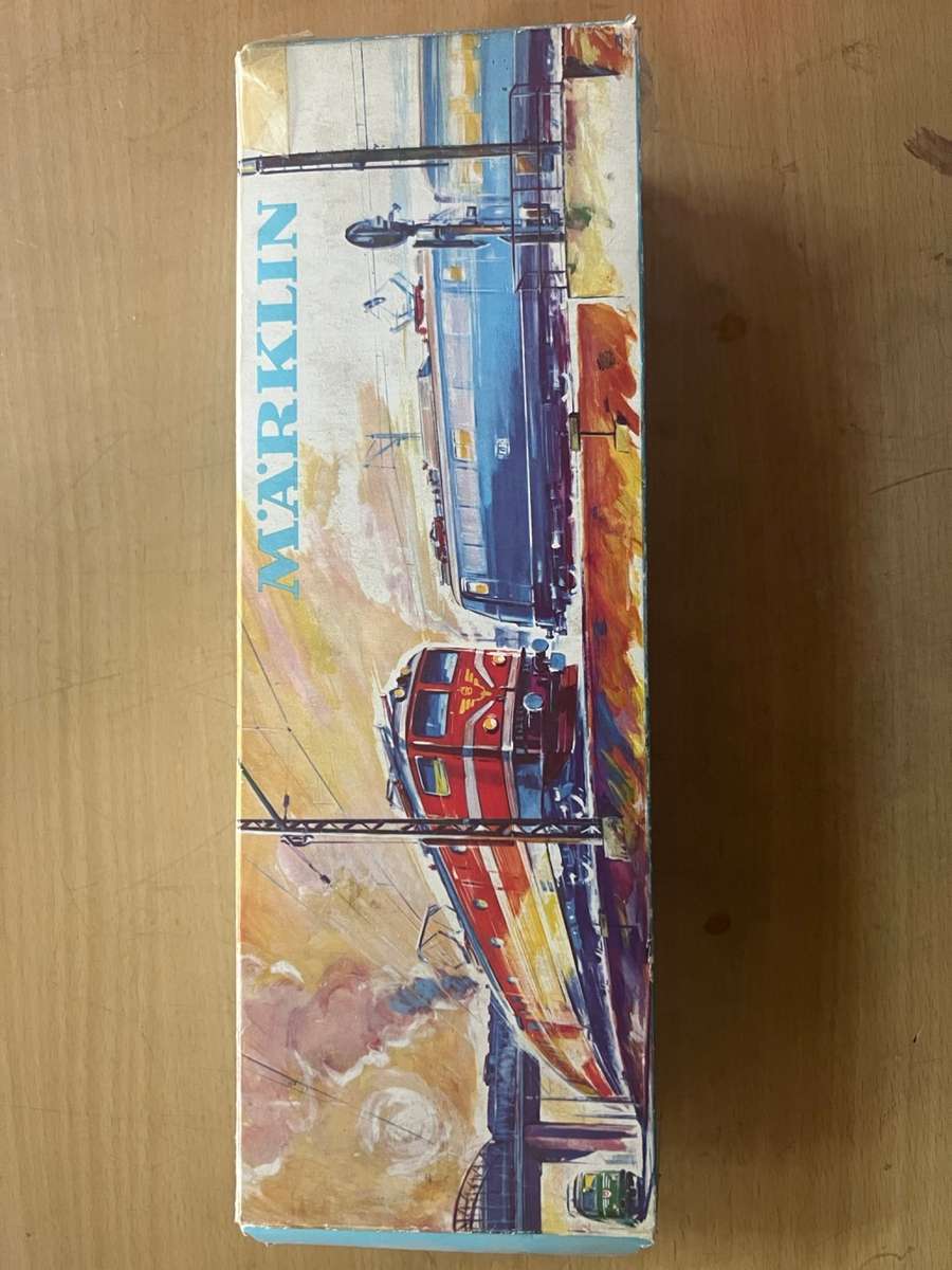 Marklin 3043 electric locomotive