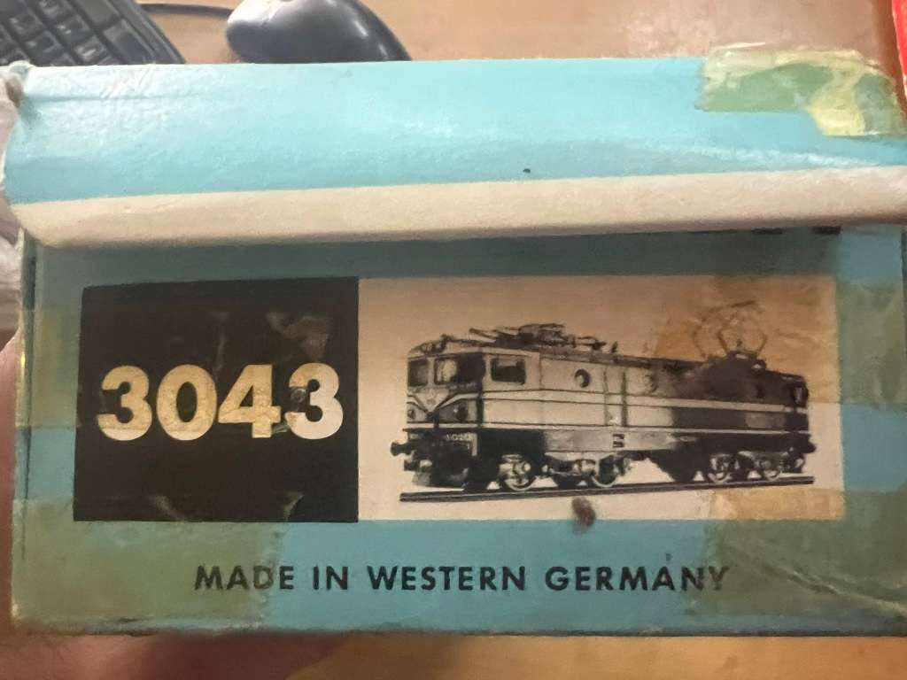 Marklin 3043 electric locomotive