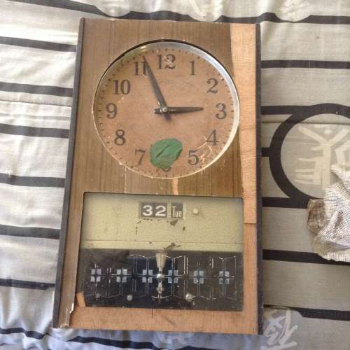 Wooden seiko date clock spares