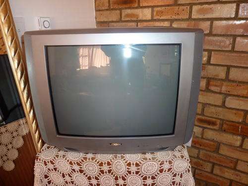 Logik 41,5cm screen tv