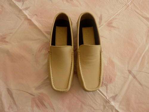 Brand new ladies cream shoes size 5