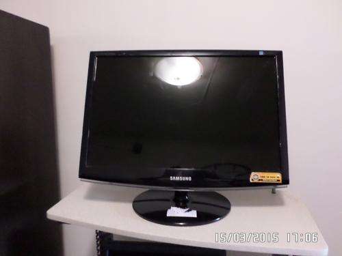SAMSUNG 22inch Wide HD LCD Monitor (SyncMaster 2233GW) - PLEASE READ!