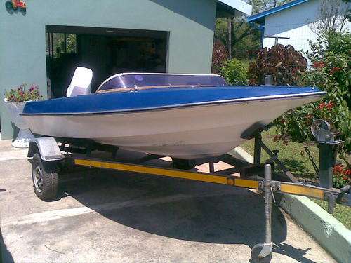 Cresta Craft Speedboat 16 foot on Trailer