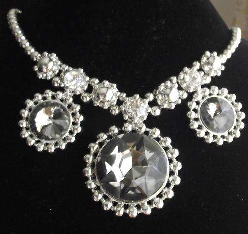 Stunning Silver  Faux & Austrian Smokey Crystals 3 Pendants Necklace