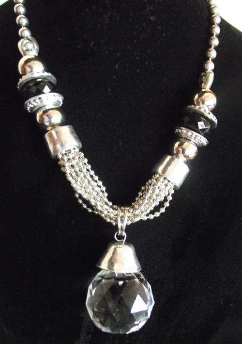 Beautiful  Tibetan Silver Large  Clear Crystal Dangle Necklace