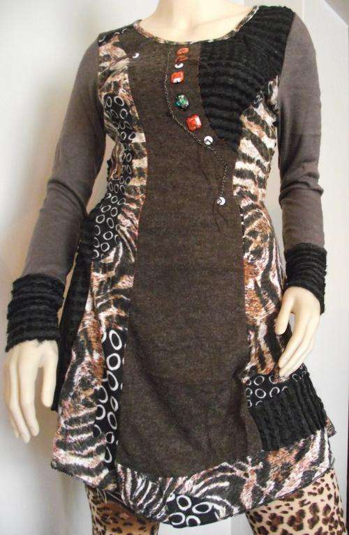 Gorgeous Ladies Long sleeve  Top/Dress To Wear With or Without Leggings size 12 (36)