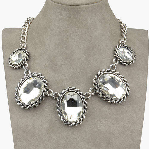 ***LAST ONE***Beautiful  Tibetan Silver Oval Crystal Necklace
