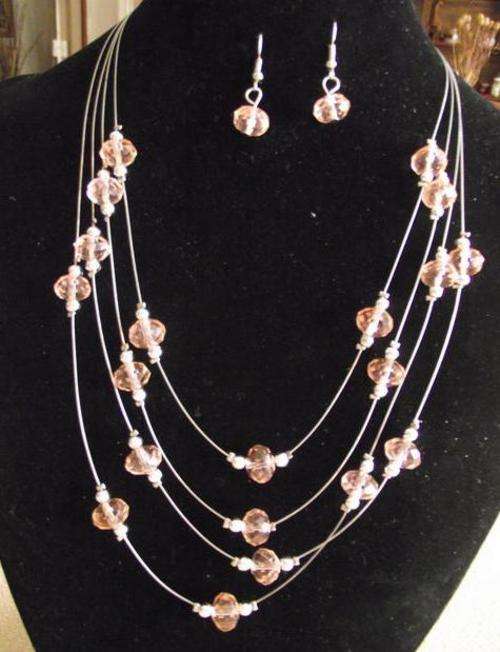 LOVELY SALMON PINK FACETTED CRYSTAL FLOATING BEADS NECKLACE & EARRINGS SET