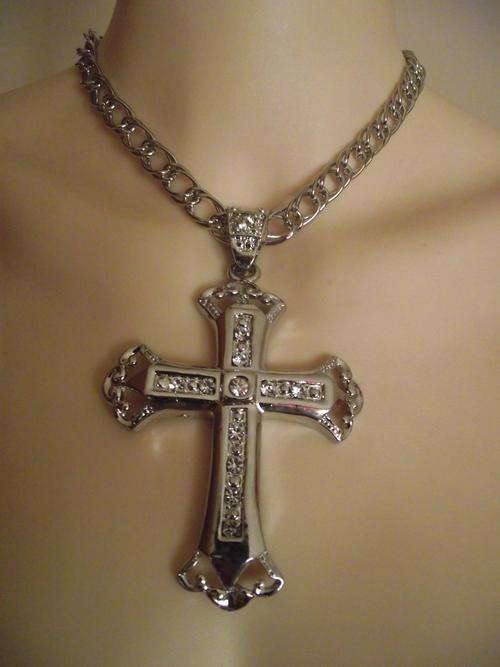 Beautiful Large Rhinestones Cross Pendant Chain  Necklace