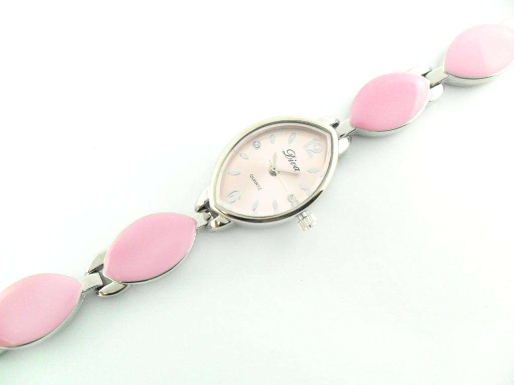Lovely Quartz Lady's Pink Enameled Strap Fashion Watch