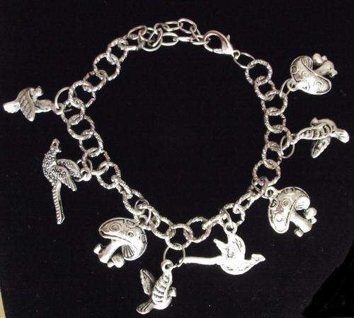 STUNNING  BIRDS & MUSHROOM  BRACELET