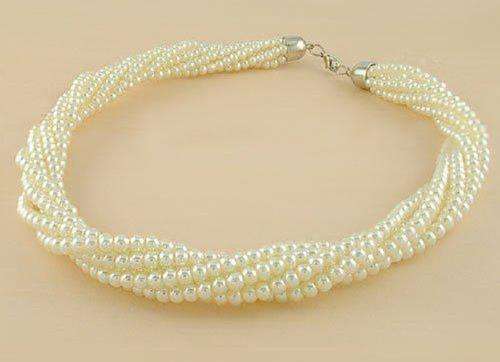 Twisted Faux Pearl Necklace