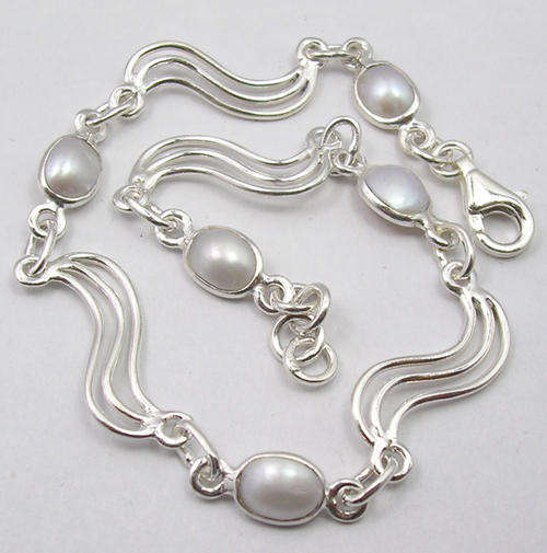 925 SOLID Sterling Silver AAA WHITE FRESHWATER PEARL Lovely Bracelet