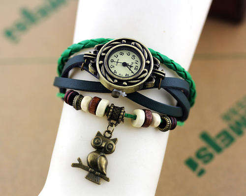 Green Women's Vintage Style Bracelet Quartz Wrist Watch With Owl Pendant