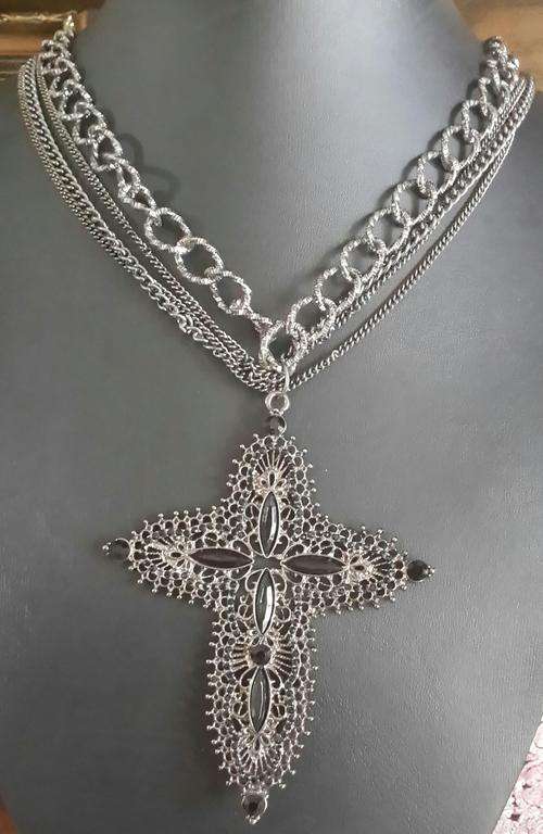 Charcoal Black  Rhinestones Cross Pendant Chains Necklace