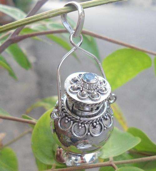 SOLID  925 Sterling Silver -Balinese Blue Topaz Pendant Perfume Locket