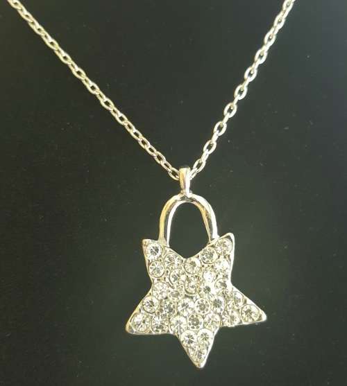 Lovely Silver Star Pendant Necklace