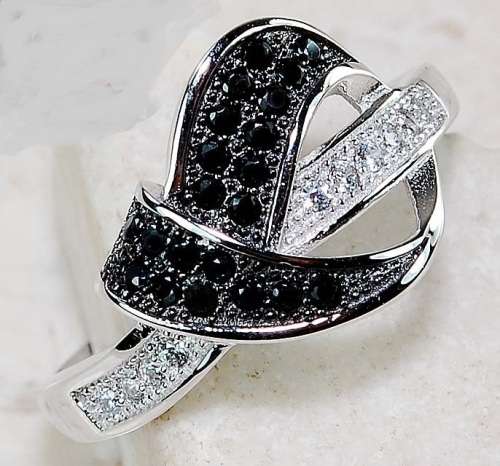 Black Sapphire & White Topaz 925 Solid Genuine Sterling Silver Ring Sz 7