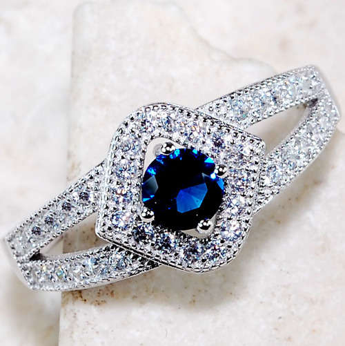 Blue Sapphire & White Topaz 925 Solid Genuine Sterling Silver Ring  Sz 7