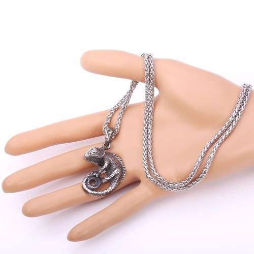 ****NEVER FADE**** SOLID 316L Stainless Steel Chamelion Pendant  Necklace