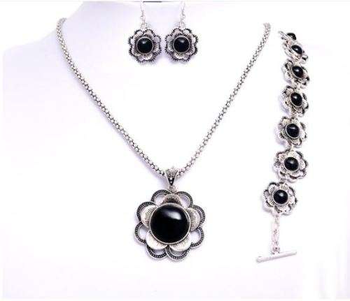 Black Antique Silver Plated SunFlower Pendant Necklace Bracelet & Earring Set