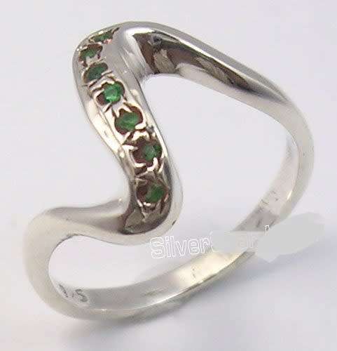 925 Solid Silver Collectible EMERALD Multistone RETRO STYLE Cast Ring Size 6.5