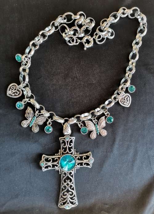 Lovely Turquoise Cross Pendants Charms  Chain Necklace