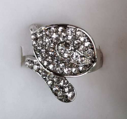 FASHION  SILVER FILLED  RHINESTONES LADIES DRESS RING