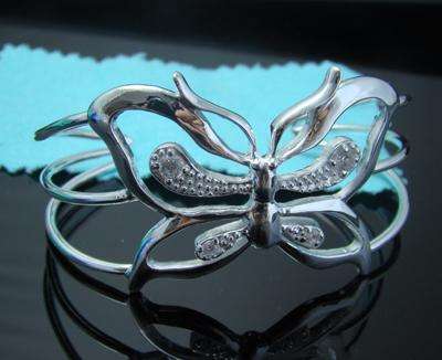 ADORABLE 925 STERLING SILVER BUTTERFLY WITH CZ STONES BANGLE