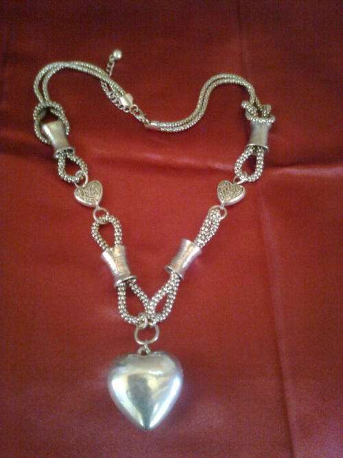 STUNNING CHUNKY  TIBETAN SILVER HEART NECKLACE