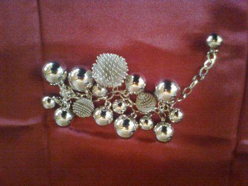 STUNNING CHUNKY   SILVER  BALLS BRACELET