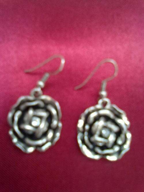 LOVELY TIBET SILVER ROSE WITH CZ DANGLE EARRINGS