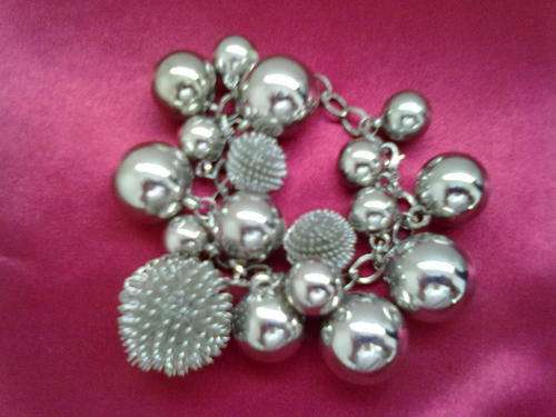 STUNNING CHUNKY   SILVER  BALLS BRACELET