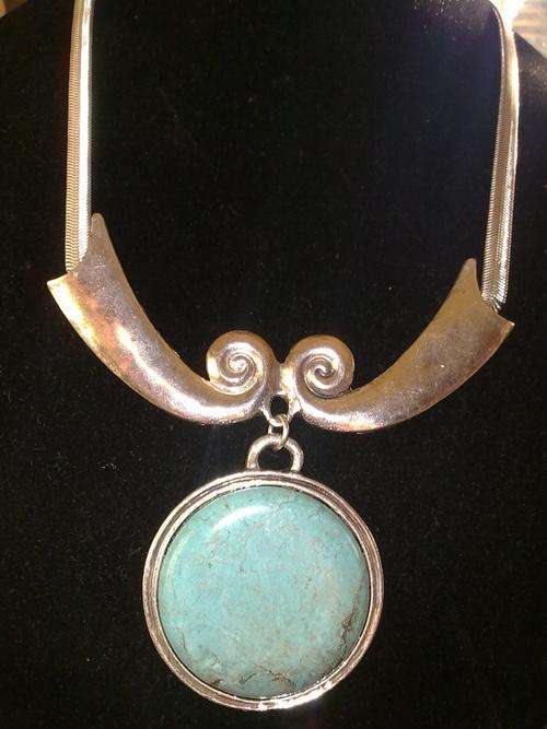 UNIQUE  TIBET SILVER WITH LARGE TURQUOISE STONE NECKLACE