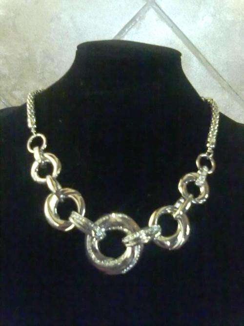 Stunning Silver Round Rings & Links with cz Necklace