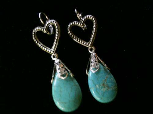 Gorgeous  Tibet Silver Heart & Oval  Turquoise Stone Dangle Earrings