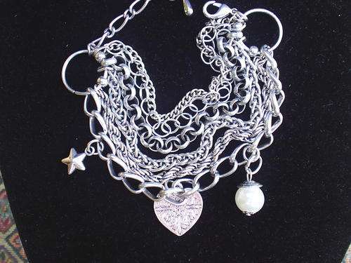 STUNNING VINTORIO COLLECTION TIBET SILVER MANY CHAINS & CHARM  BRACELET