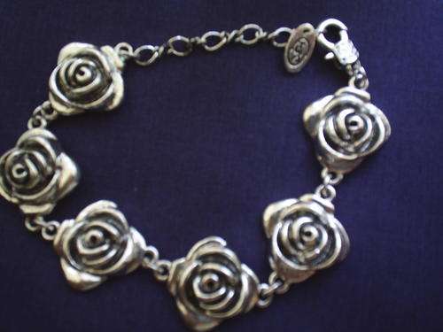 Stunning Vintorio CollectionTibet Silver  Roses Bracelet