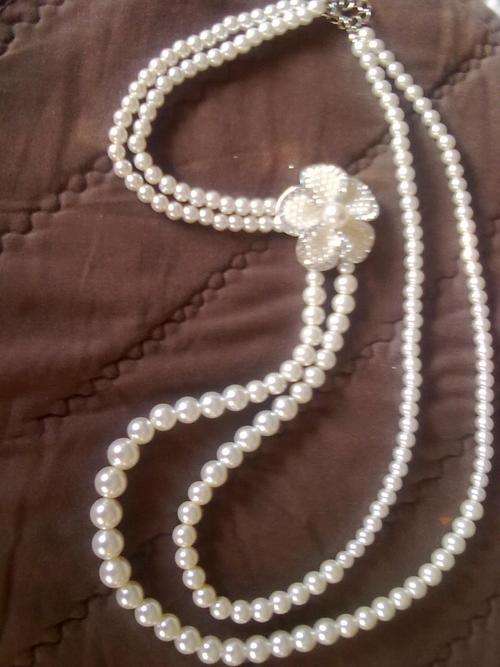 STUNNING VINTORIO COLLECTION  LONG 2 ROWS PEARL NECKLACE