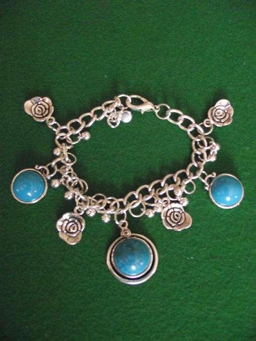 STUNNING  TIBETAN SILVER TURQUOISE STONE  BRACELET