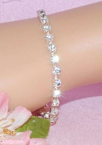 ADORABLE SILVER & DIAMANTE 1 ROW BRACELET