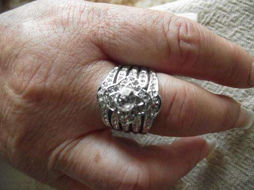 "Only 1 Available"  EP SILVER WHITE CRYSTAL  RING # 8