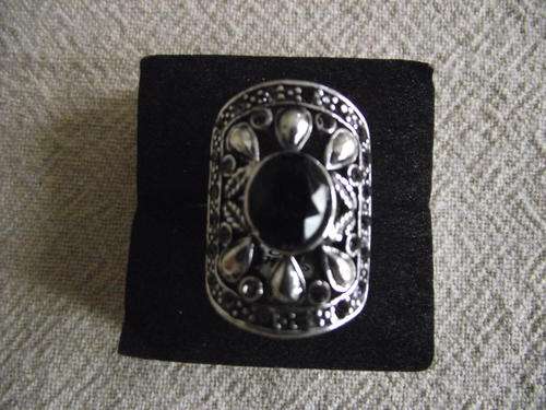 GORGEOUS TIBETAN SILVER  FEAUX ONYX  & CRYSTAL RING # 8