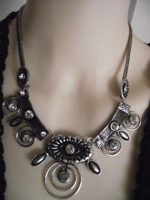 Gorgeous Silver Swirls & Crystals Necklace