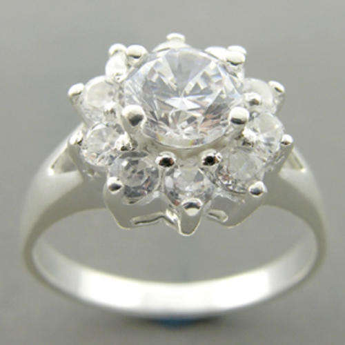 LOVELY WHITE CZ SOLID 925 STERLING SILVER RING SZ8