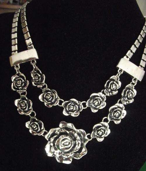 STUNNING TIBET SILVER DOUBLE ROW   FLOWER NECKLACE