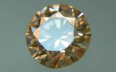 STUNNING 1.70 CARAT CHAMPAGNE COLOUR MOISSANITE